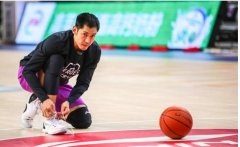 39岁的张庆鹏，用坚持和自律诠释对篮球的热爱