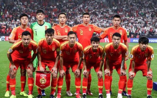 中国足协应该怎么做才能够重振中国男足？
