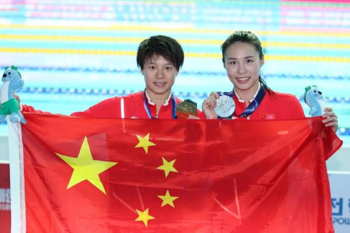 中国跳水“梦之队”出征东京奥运会的运动员年龄如下