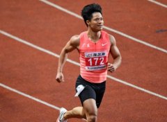 出征东京奥运会的中国男子4×100米运动员年龄如下