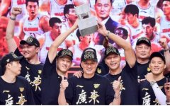 来看看广东男篮新赛季阵容！