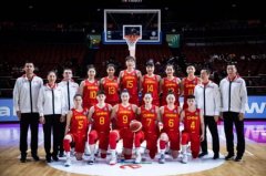 中国女篮其实主要还是整体性更好，更团结